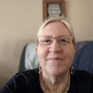 Meet your Posher, Joanne